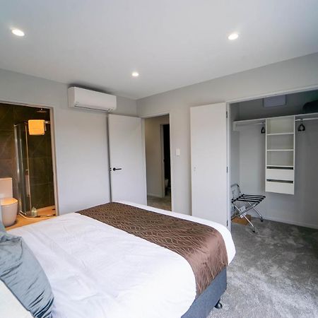 Modern Sunnyhills Town House Villa Auckland Ngoại thất bức ảnh