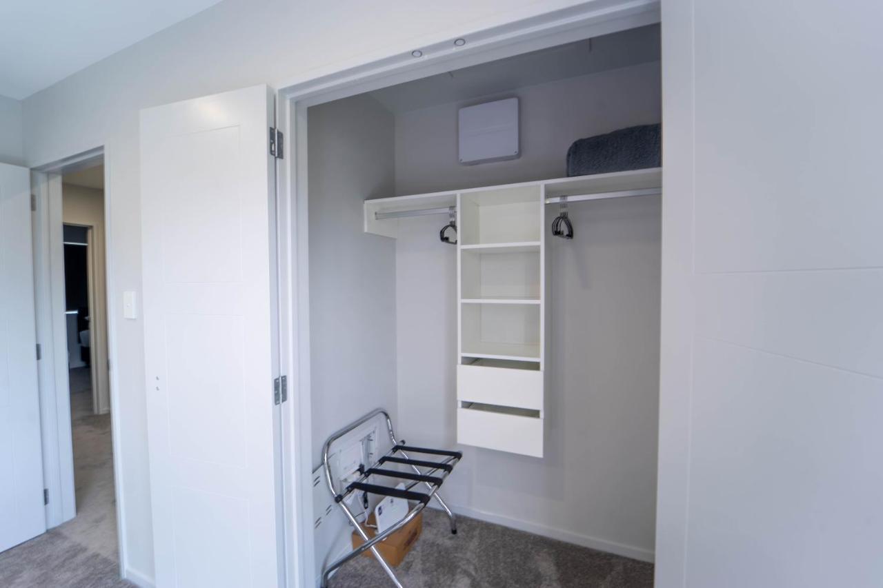 Modern Sunnyhills Town House Villa Auckland Ngoại thất bức ảnh